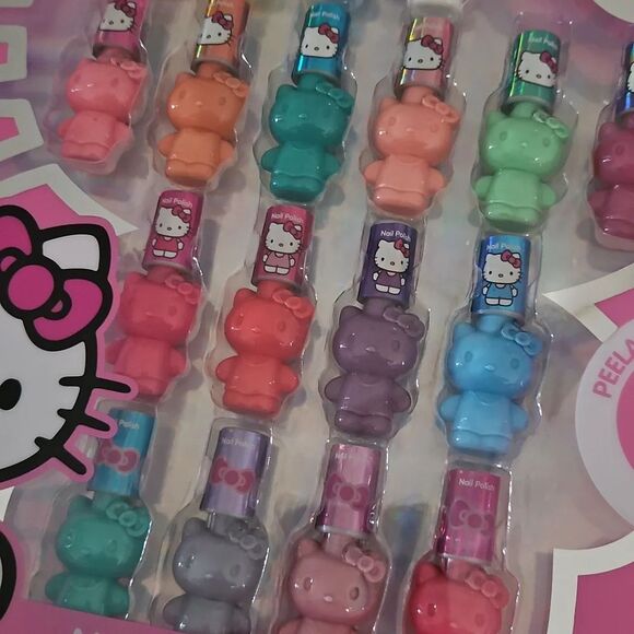 Hello Kitty Nail Polish Set - 18 Colors - Picture 2 of 3